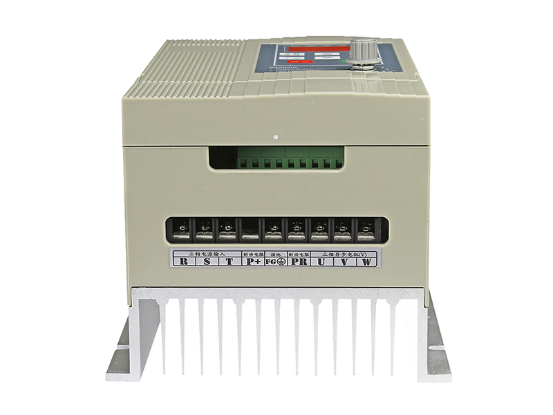 4000H通用變頻器，變頻器三相380V，變頻器廠家，電機(jī)變頻器